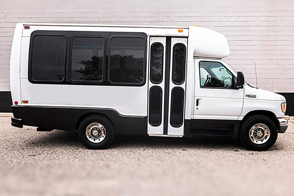Denver shuttle buses