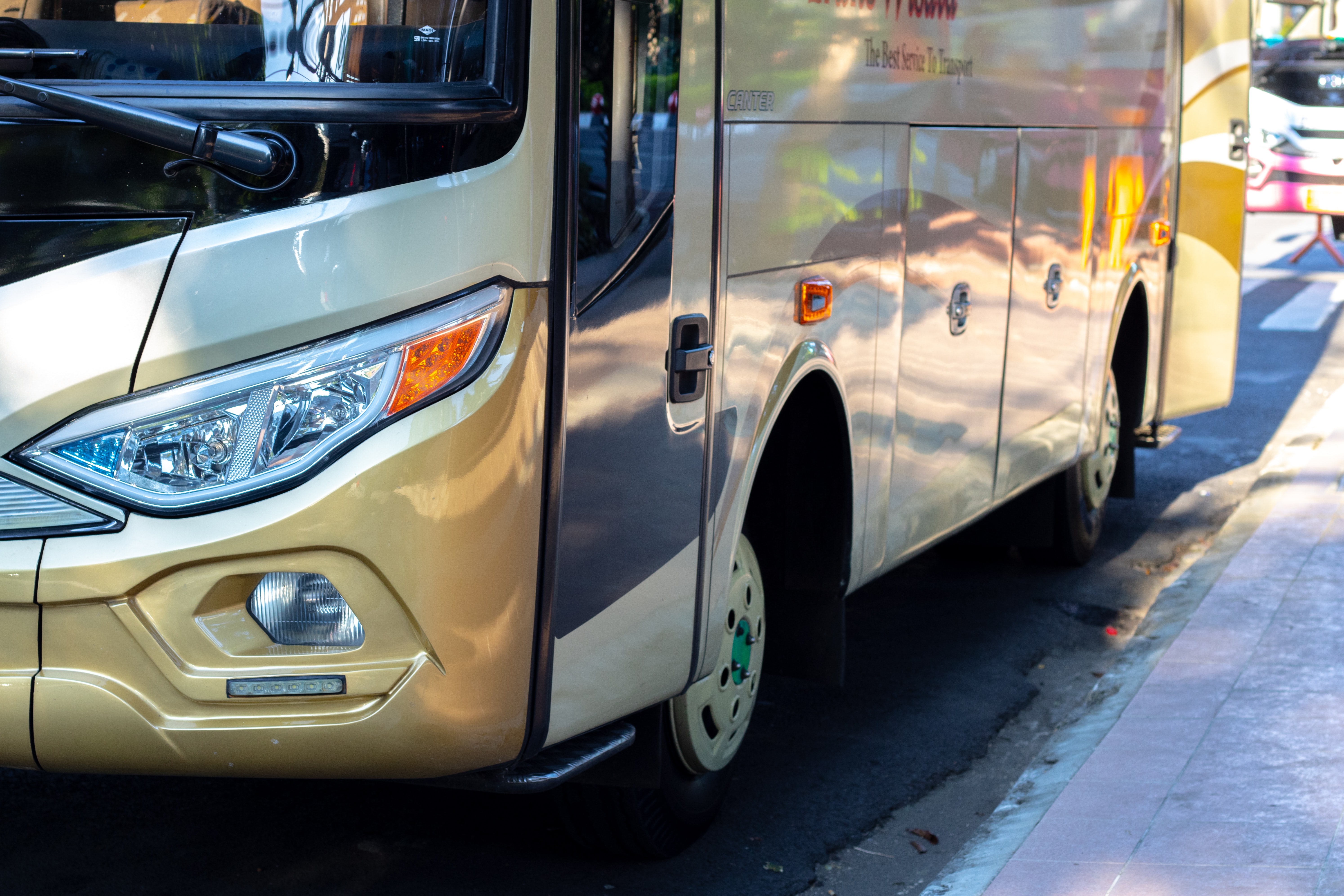 denver charter bus exterior